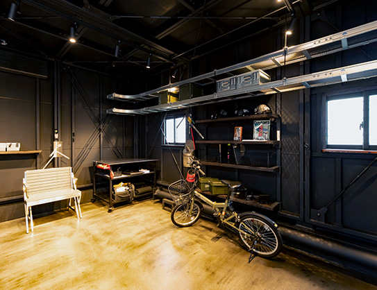 大阪市生野区TATSUMIKITA MODEL HOUSE ガレージ